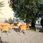 Menada Sunset Kosharitsa