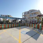 Menada Sunset Apartment Kosharitsa