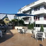 Menada Sunset Apartment Kosharitsa