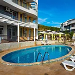 Menada Sunset Apartment *