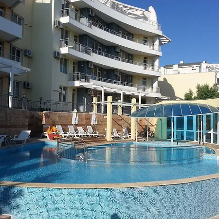 Menada Sunset Apartment