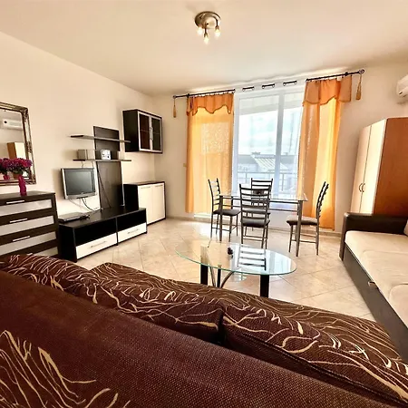 Menada Sunset Apartment Kosharitsa